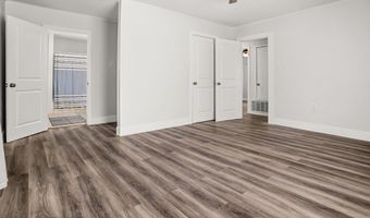 729 Canterbury Dr, Biloxi, MS 39532