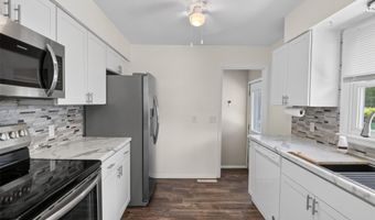 713 2nd St SE, Altoona, IA 50009