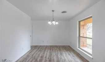 2138 Brook Hollow Dr, Abilene, TX 79605