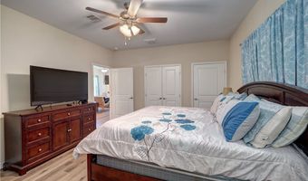 1102 S Mccampbell St, Aransas Pass, TX 78336