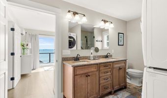 48 Ocean St, Belfast, ME 04915
