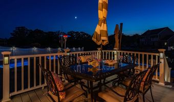 96 Windjammer Ct, Bayville, NJ 08721