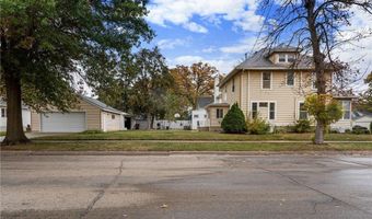 701 11th St NW, Austin, MN 55912