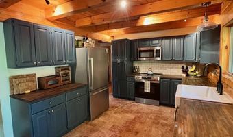 5451 River Rd, Arlington, VT 05250