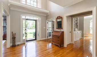14469 Riverside Dr, Ashland, VA 23005