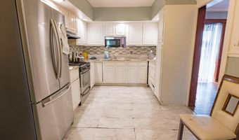 1020 MEADE St, Reading, PA 19611