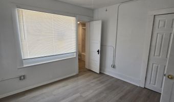 110 Mesa St SE, Albuquerque, NM 87106