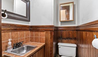 126 North St, Bennington, VT 05201