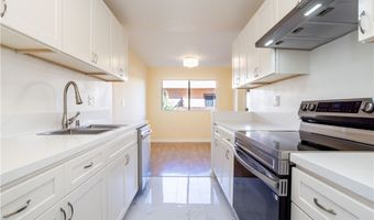 5414 Newcastle Ave 8, Encino, CA 91316