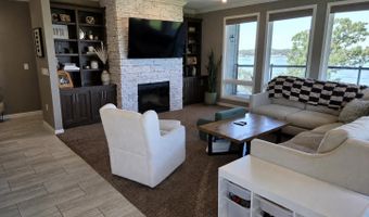 445 240th Ave 204, Arnolds Park, IA 51331