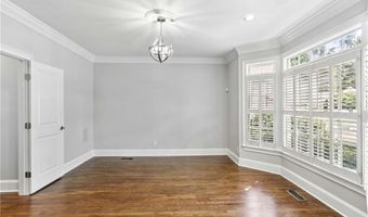1014 Lenox Crst NE, Atlanta, GA 30324