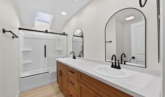 774 Foxwood Dr, Oceanside, CA 92057