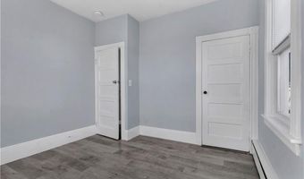 78 Old Oak Ave 2, Cranston, RI 02920