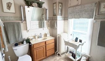 1014 S Jay St, Aberdeen, SD 57401