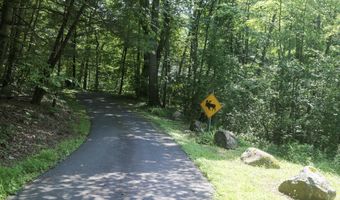 189 Crane Hollow Rd, Bethlehem, CT 06751