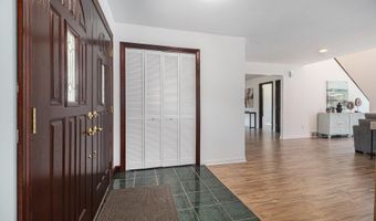 8411 Reese Ln, Ann Arbor, MI 48103