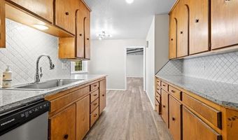 2360 Windsor Way, Bartlesville, OK 74006