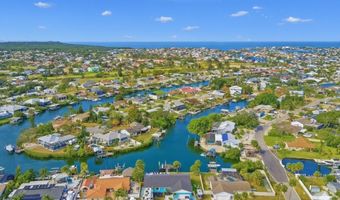 6225 FLAMINGO Dr, Apollo Beach, FL 33572