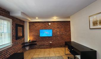 1211 33RD St NW A, Washington, DC 20007