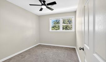 910 MONROE Ter, Dover, DE 19904