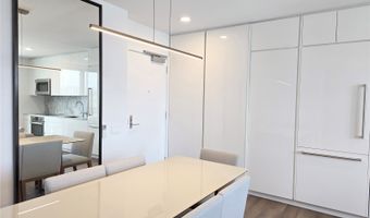 987 Queen St 4003, Honolulu, HI 96814