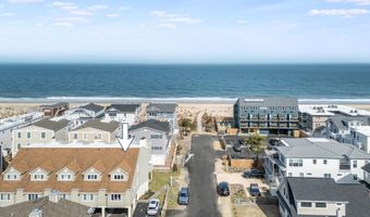 13 CLAYTON St 5, Dewey Beach, DE 19971