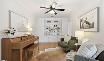 515 Alahmar St N, Alhambra, CA 91801