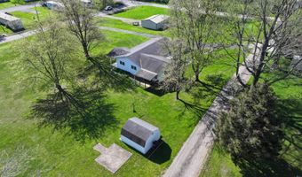 227 S. Seventh St, Albion, IL 62806