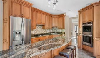 20 Red Brook Xing, Lincoln, RI 02865