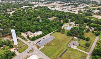 317 Young St, Arkoma, OK 74901