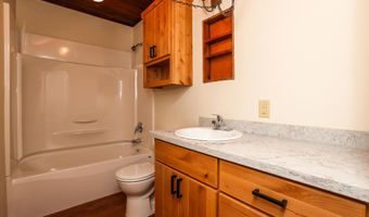 2867 Pinto Ln, Anderson, CA 96007