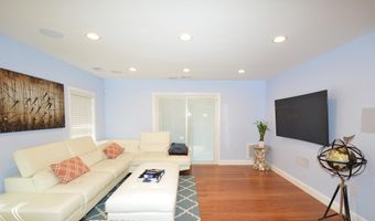 6317 EVERGLADES Dr, Alexandria, VA 22312