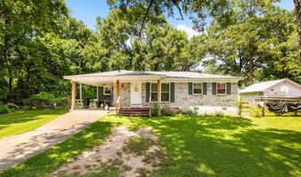2832 Lakeside Dr, Benton, AR 72019