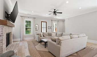 190 Chestnut St, Ball Ground, GA 30107