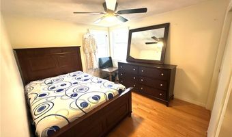 8 Ashby St, Johnston, RI 02919