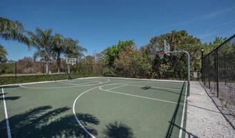 623 WINTERSIDE Dr, Apollo Beach, FL 33572