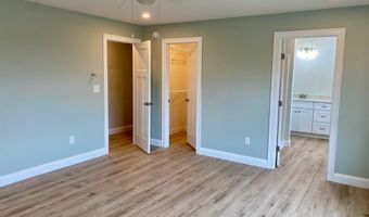 47 Woodbrey Ln, Standish, ME 04084