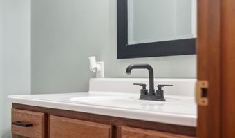 1513 N 16th St, Beatrice, NE 68310