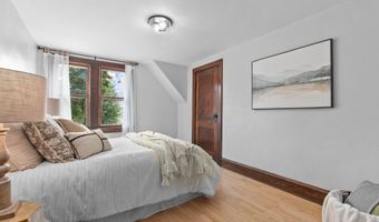 424 E BREWSTER St, Appleton, WI 54911