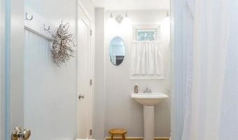 2331 S Filbert St, Allentown, PA 18103