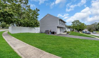 41 Deck St, Barnegat, NJ 08005