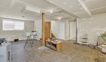 10 HEIGHTS Ct, Abbottstown, PA 17301