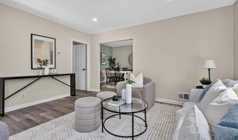 637 MARKET St, Aberdeen, MD 21001