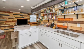 616 NE Pearl Dr, Ankeny, IA 50021