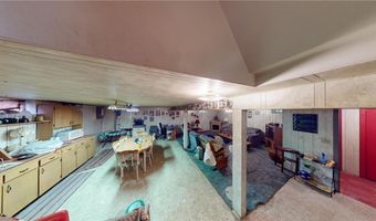 1009 James Ave, Albert Lea, MN 56007