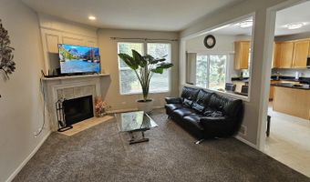 14 Parkside Ct 14, Algonquin, IL 60102