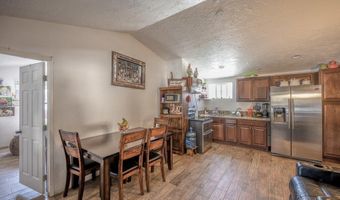 9555 Hierba Rd, Agua Dulce, CA 91390
