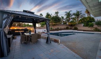 25311 Pike Rd, Laguna Hills, CA 92653