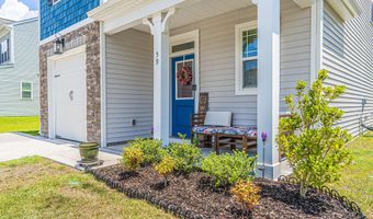 59 Walkabout Dr, Aberdeen, NC 28315