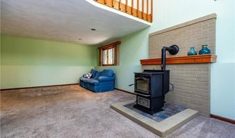 173 Whaley Hollow Rd, Coventry, RI 02891